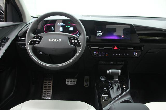 new 2025 Kia Niro car, priced at $33,375