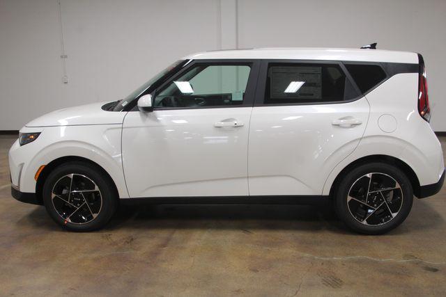 new 2025 Kia Soul car, priced at $25,485