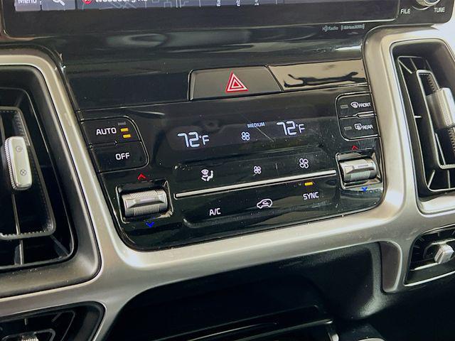 used 2022 Kia Sorento car, priced at $27,911