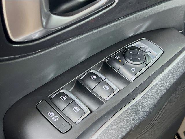 new 2025 Kia Sorento car, priced at $36,360