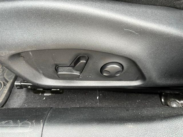 used 2023 Jeep Compass car, priced at $22,999