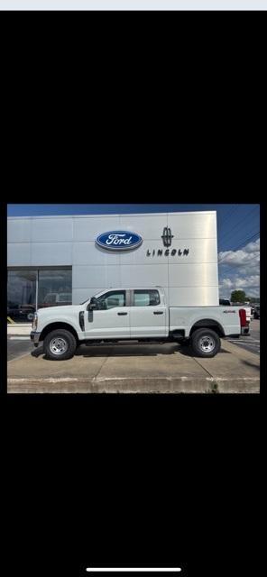 new 2025 Ford F-250 car, priced at $51,561