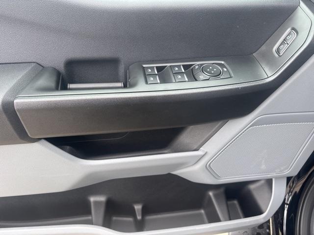 new 2025 Ford F-250 car, priced at $52,540