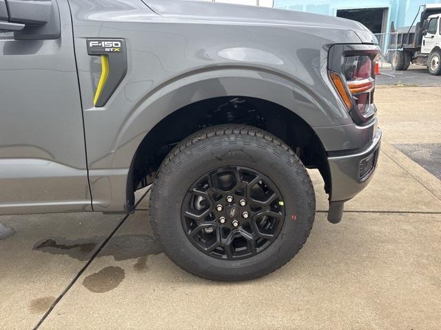 new 2025 Ford F-150 car, priced at $44,006
