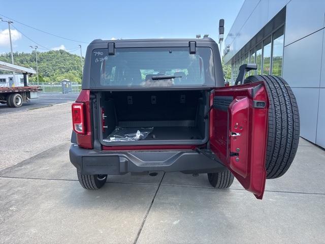 new 2025 Ford Bronco car, priced at $40,961