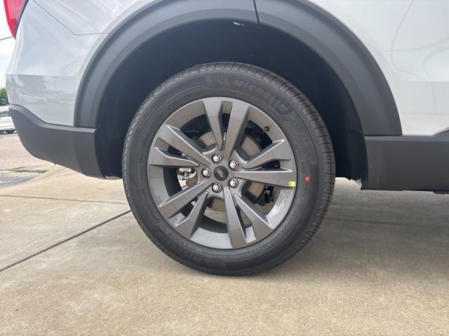 new 2025 Ford Explorer car, priced at $45,390