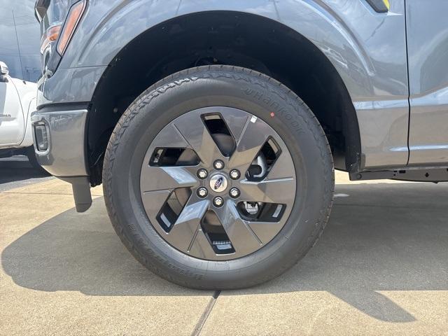 new 2025 Ford F-150 car, priced at $45,497