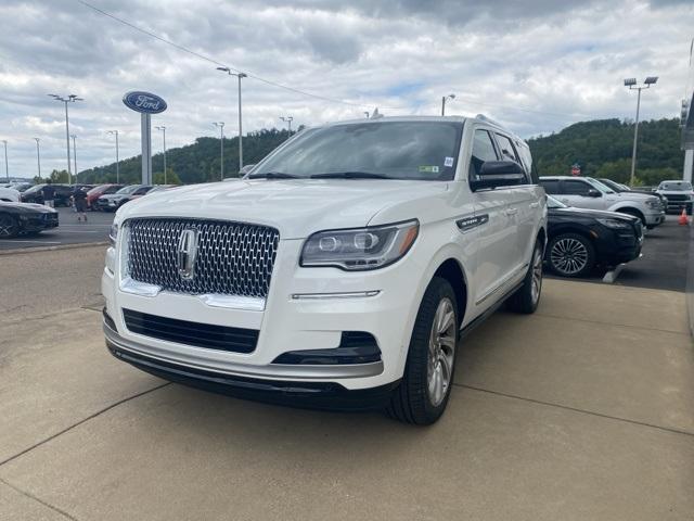 new 2024 Lincoln Navigator car, priced at $96,554