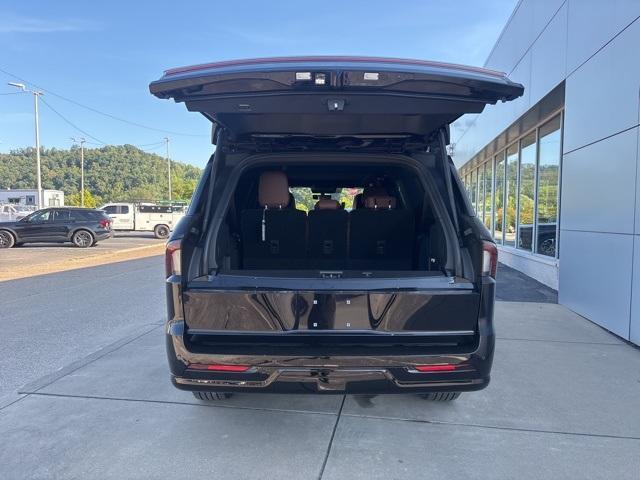 new 2025 Lincoln Navigator L car, priced at $102,855