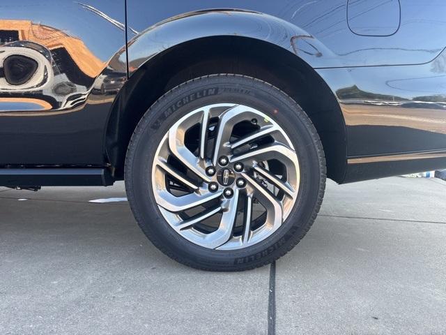 new 2025 Lincoln Navigator L car, priced at $102,855