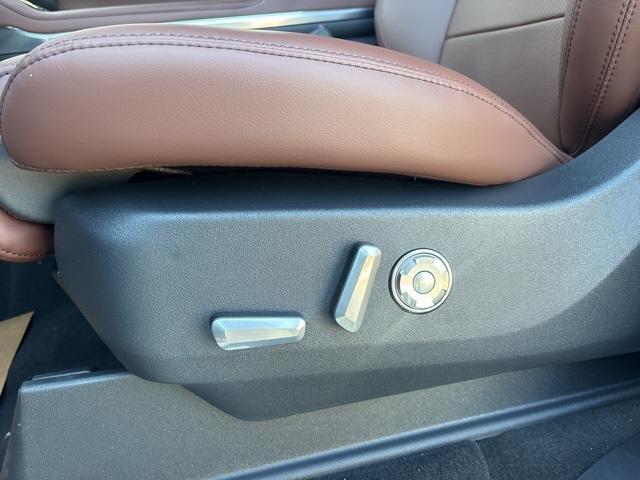 new 2025 Lincoln Navigator L car, priced at $102,855