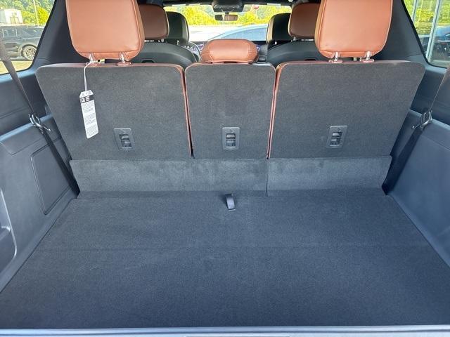 new 2025 Lincoln Navigator L car, priced at $102,855