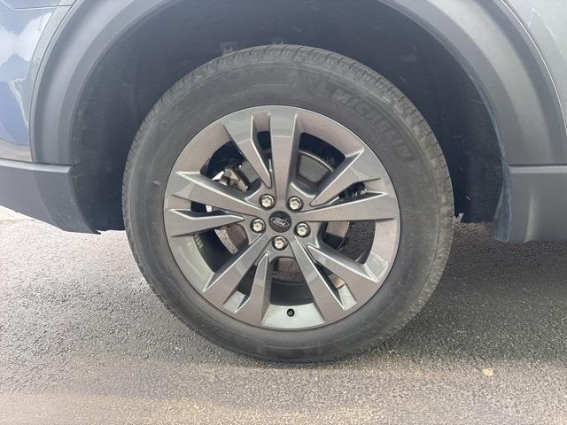 used 2024 Ford Explorer car, priced at $32,999