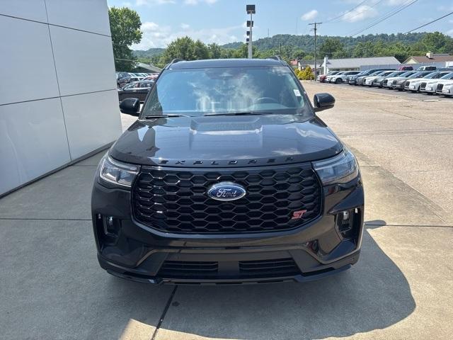 new 2025 Ford Explorer car, priced at $56,101