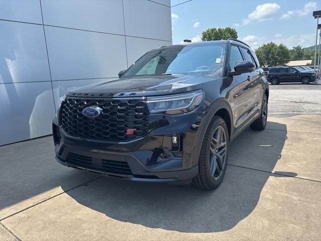 new 2025 Ford Explorer car, priced at $56,101