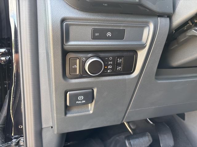 new 2025 Ford F-150 car, priced at $42,357