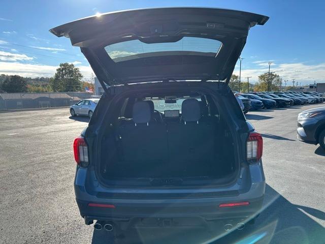 used 2025 Ford Explorer car, priced at $49,799