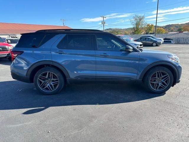 used 2025 Ford Explorer car, priced at $49,799