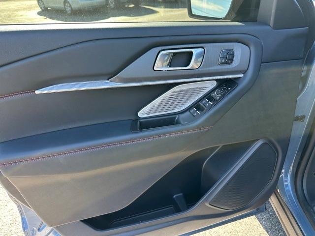used 2025 Ford Explorer car, priced at $49,799