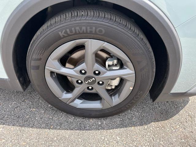used 2025 Kia K4 car, priced at $21,081