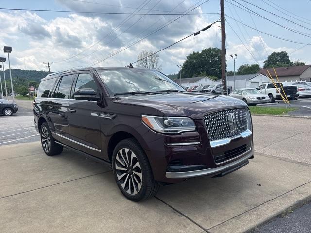 used 2024 Lincoln Navigator L car, priced at $67,832