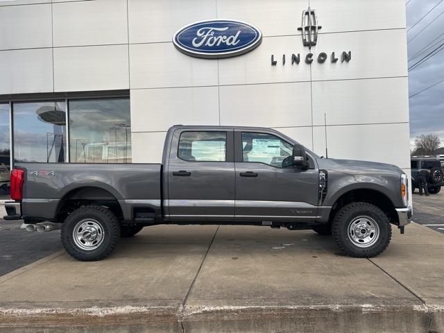 new 2025 Ford F-350 car, priced at $63,024