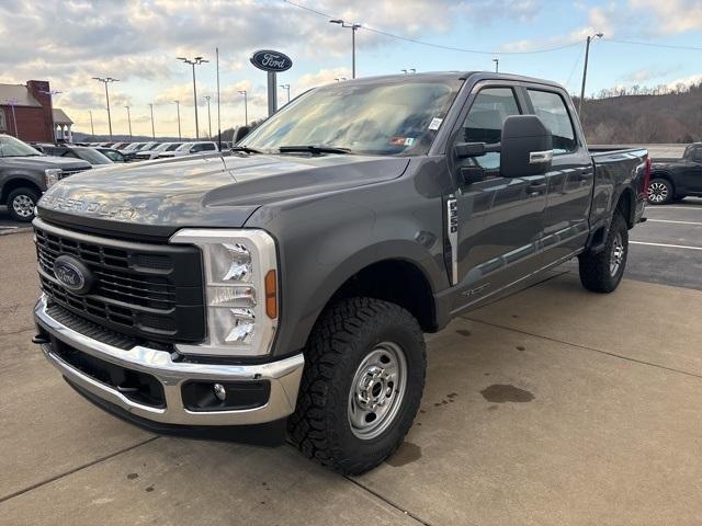 new 2025 Ford F-350 car, priced at $63,024