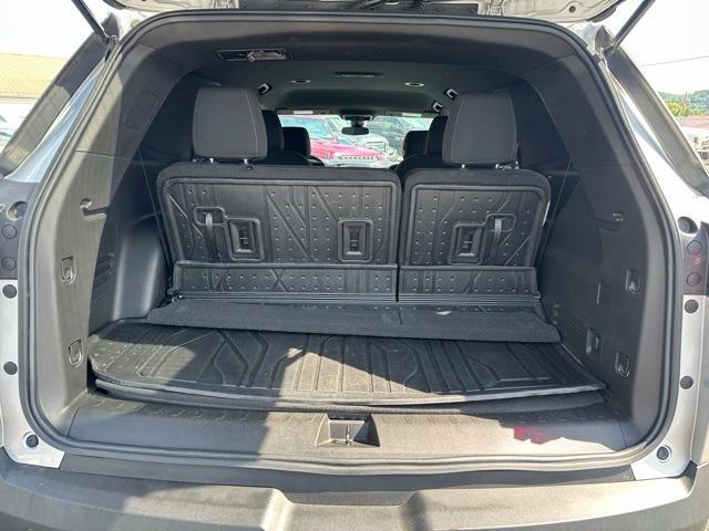 used 2022 Chevrolet Traverse car, priced at $21,541