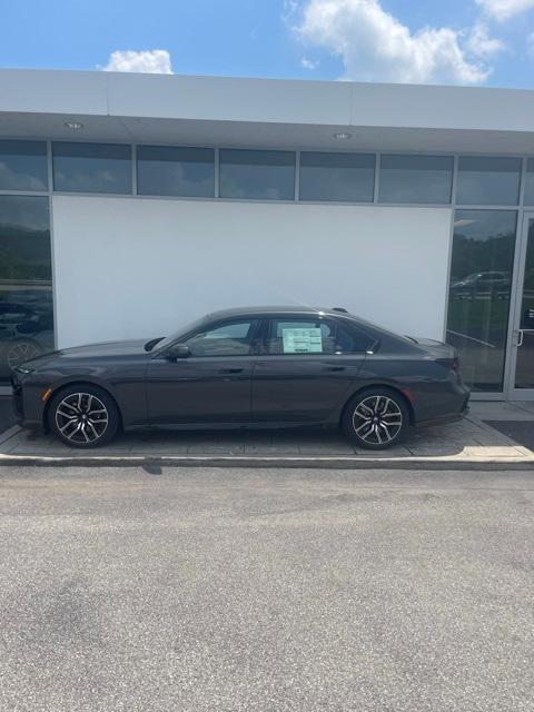 new 2025 BMW 760 car, priced at $138,855