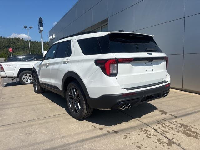 new 2025 Ford Explorer car, priced at $55,666