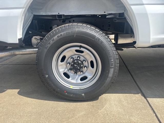 new 2025 Ford F-250 car, priced at $46,453