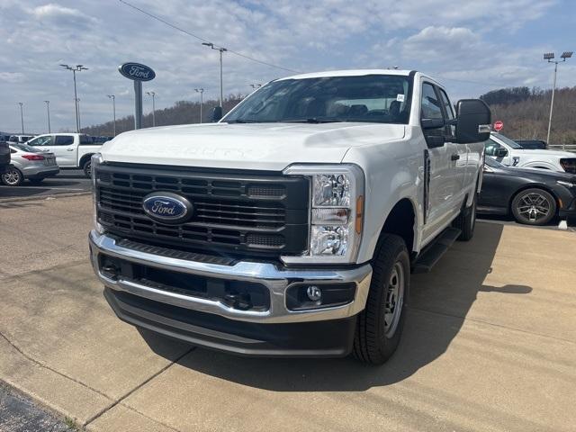 new 2025 Ford F-250 car, priced at $46,643