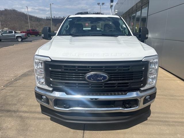 new 2025 Ford F-250 car, priced at $46,453