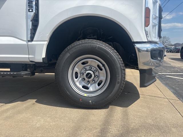 new 2025 Ford F-250 car, priced at $46,453