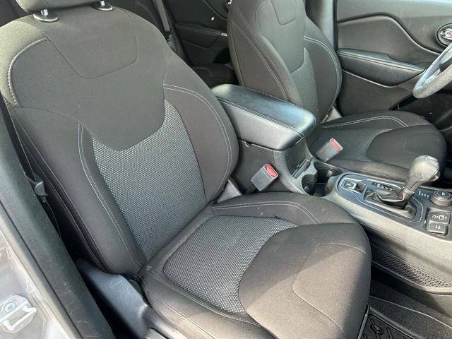 used 2019 Jeep Cherokee car, priced at $14,177