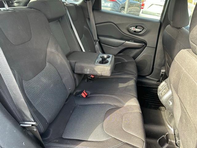 used 2019 Jeep Cherokee car, priced at $14,177