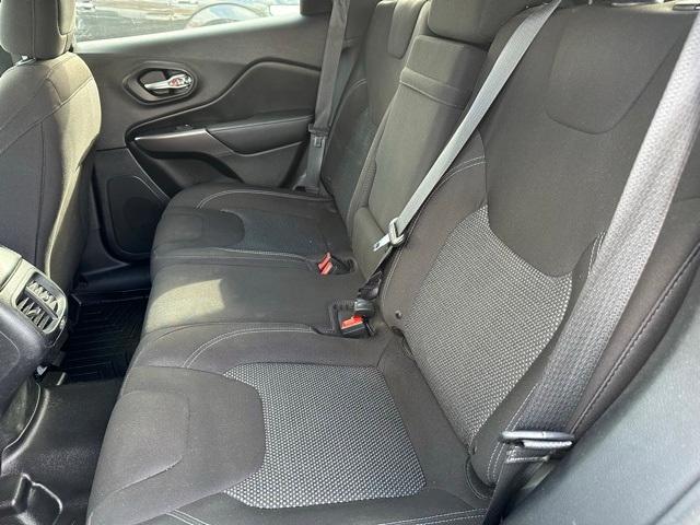 used 2019 Jeep Cherokee car, priced at $14,177