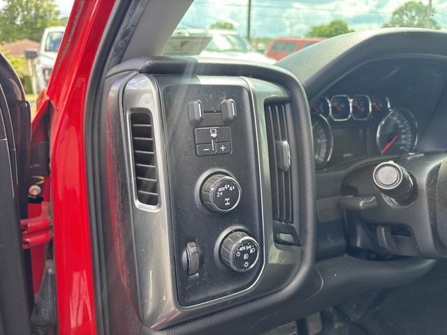 used 2018 Chevrolet Silverado 1500 car, priced at $29,977