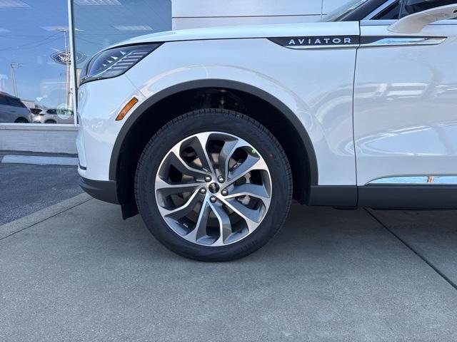 new 2025 Lincoln Aviator car, priced at $64,888