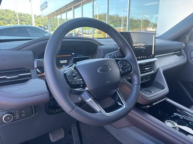 new 2025 Ford Explorer car, priced at $54,355