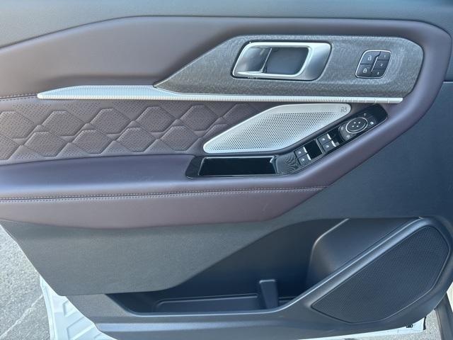 new 2025 Ford Explorer car, priced at $54,355