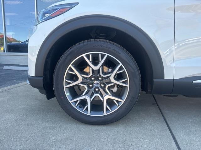 new 2025 Ford Explorer car, priced at $54,355
