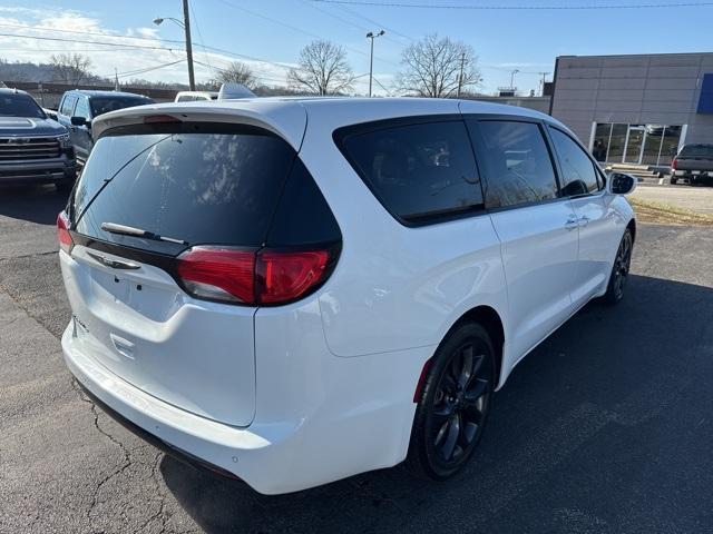 used 2020 Chrysler Pacifica car, priced at $16,197