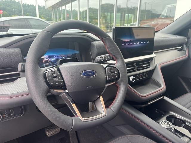 new 2025 Ford Explorer car, priced at $46,324