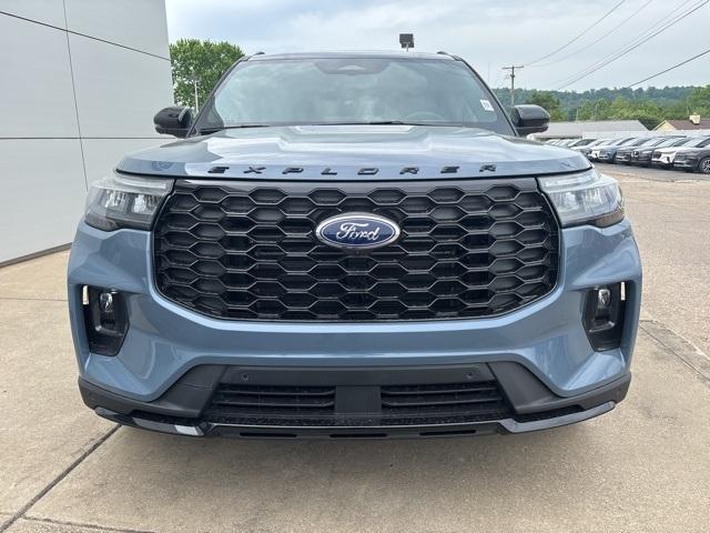 new 2025 Ford Explorer car, priced at $47,695