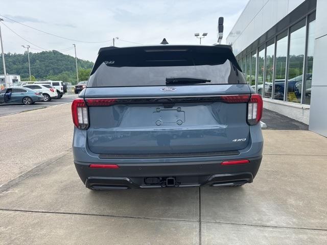 new 2025 Ford Explorer car, priced at $47,695