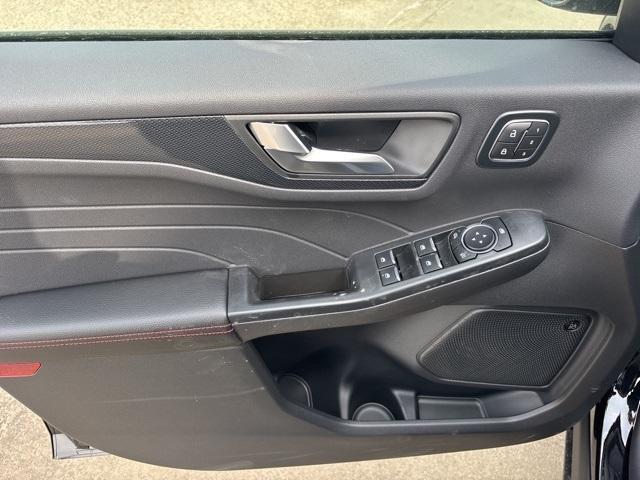 new 2025 Ford Escape car, priced at $33,981