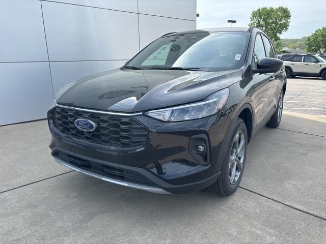 new 2025 Ford Escape car, priced at $33,981