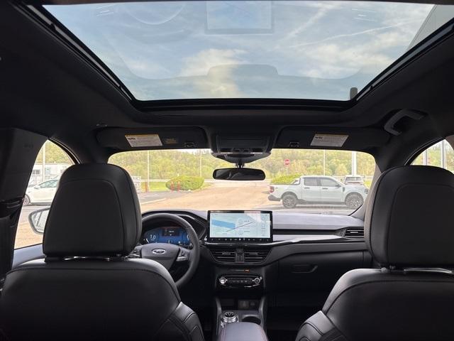new 2025 Ford Escape car, priced at $33,981