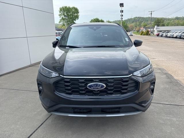 new 2025 Ford Escape car, priced at $33,981